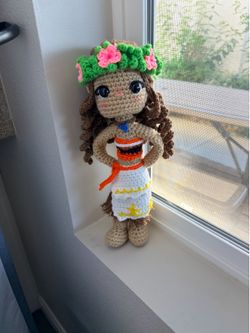 crochet Moana Doll