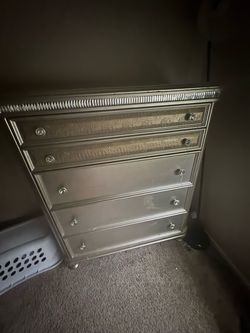 Chester drawer