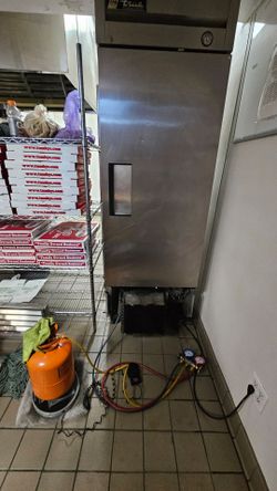 HVAC / Refrigeration Commercial&Residential Walk In Coolers Walk In Freezers Commercial refrigerators/coolers Commercial freezers Central AC mini spli