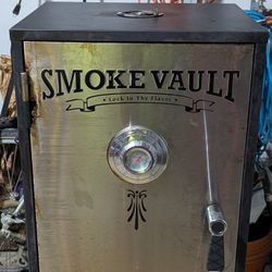 Camp Chef Smoke Vault