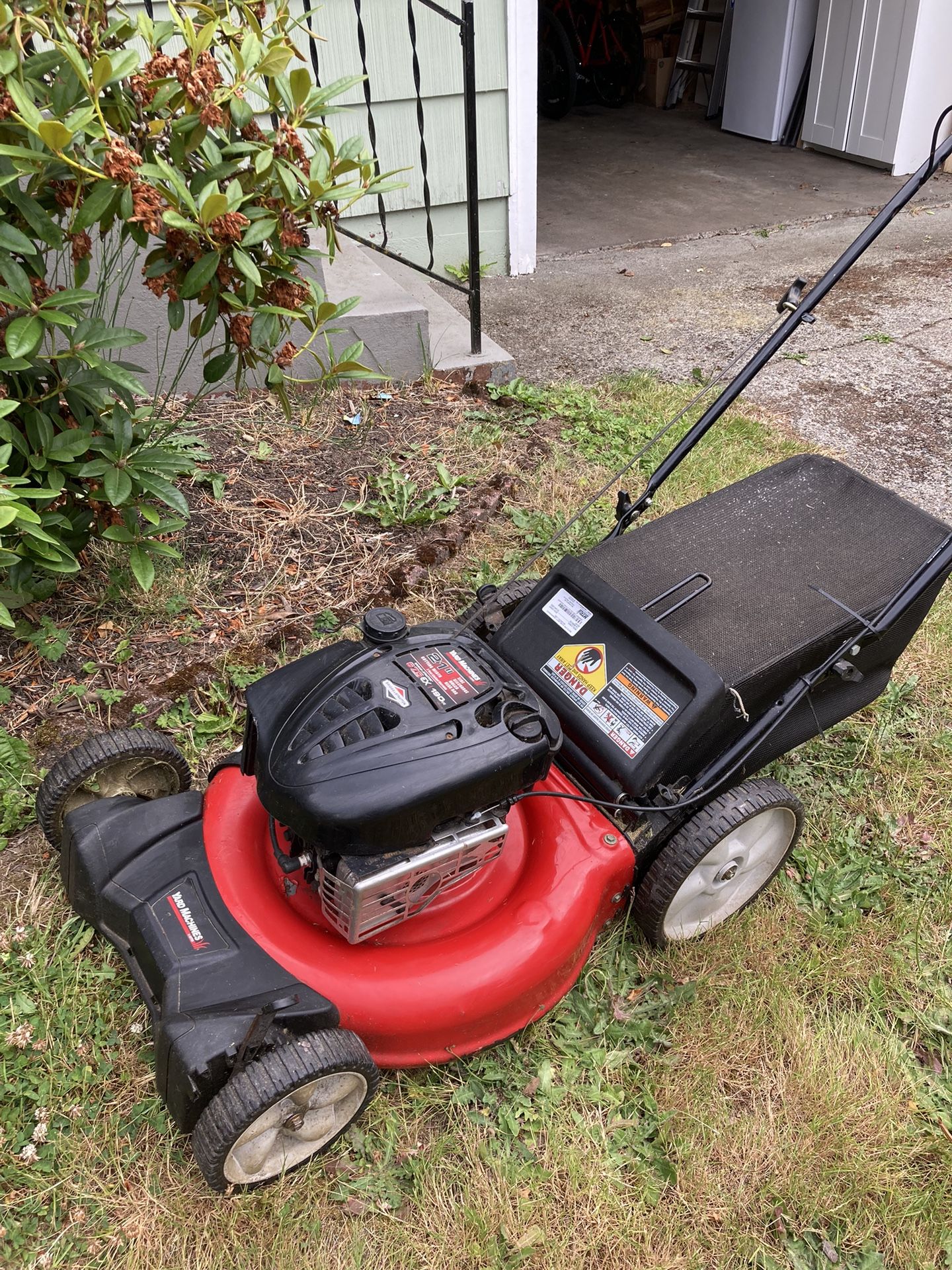 Briggs & Stratton 675 EX Lawn Mower