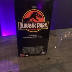 Jurassic Park by Steven Spielberg (VHS, 1993), Museum And Quality Piece, VTG!!!!