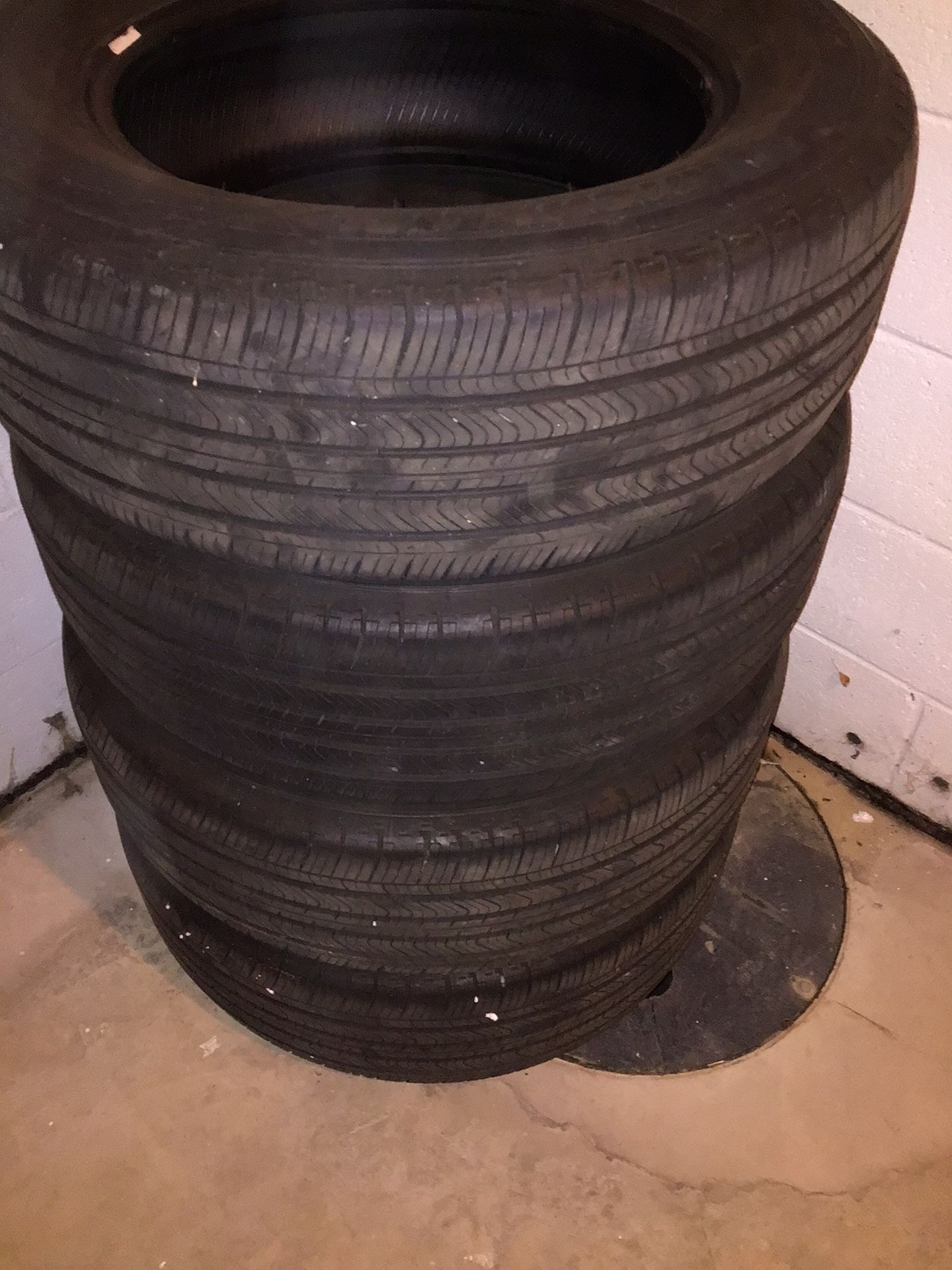 Michelin Primacy MXV 4 Tires