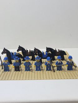 Lego Cavalry Generals, Soldiers and Horses minifigures Lot