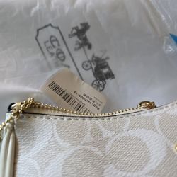 Elegant White Woman Bag Beautiful 