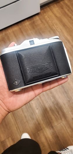 Medium format camera.....