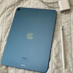 Apple 🍎 iPad Air (5th Generation) M1 chip Wi-Fi - 256GB - Blue With Pencil + Case
