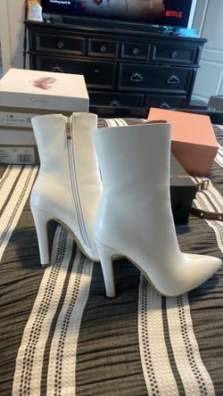 White Heel Boots 