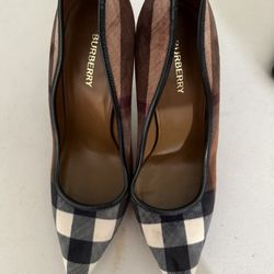 Burberry Heels 
