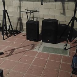 Harbinger15in Vari series and Samson expedition XP115a speaker system