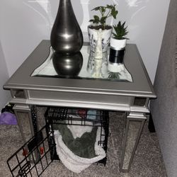 Ashley Furniture Mirror Table 