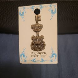 5 Hard Rock Cafe Pins