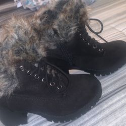 boots Size 5.5