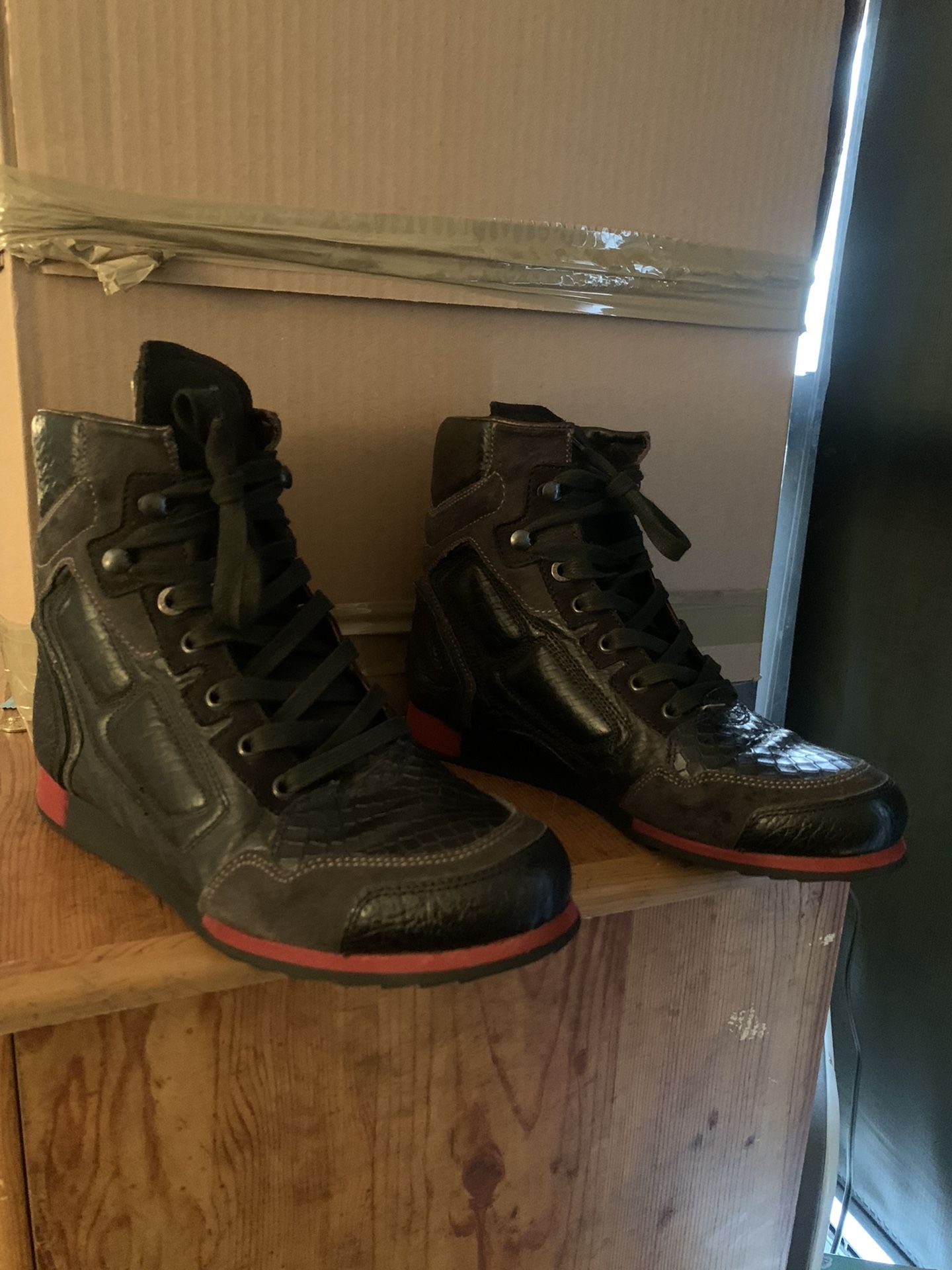 Lanvin Men Boots! (Deadstocked!)