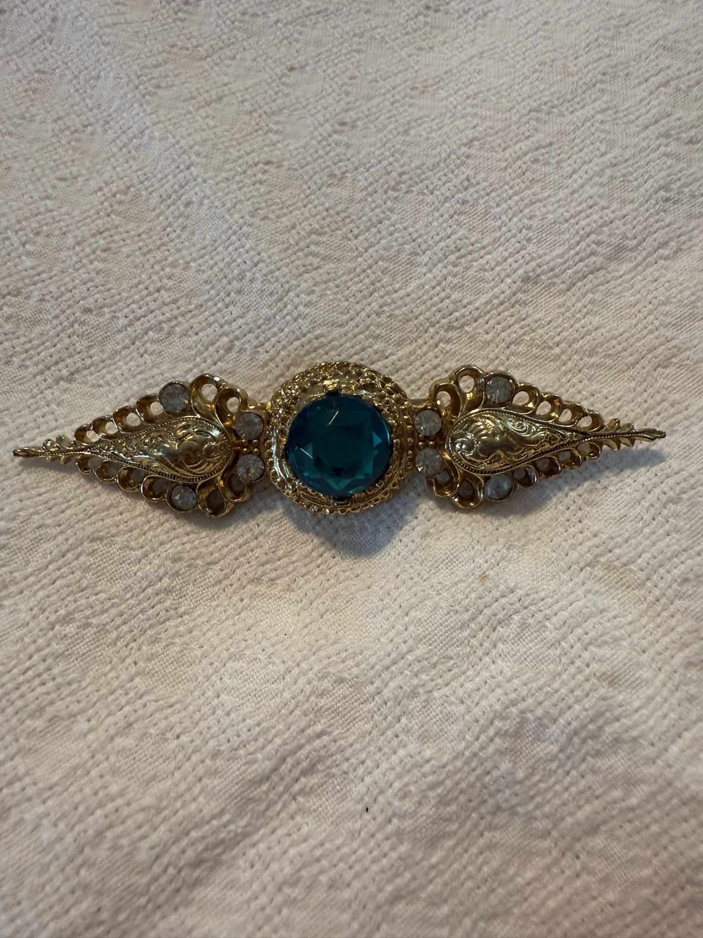 Vintage MJ ENT Aqua Blue Glass Stone Brooch – Ornate Gold Filigree Design