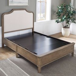Universal Broadmoore Lila King Bed 