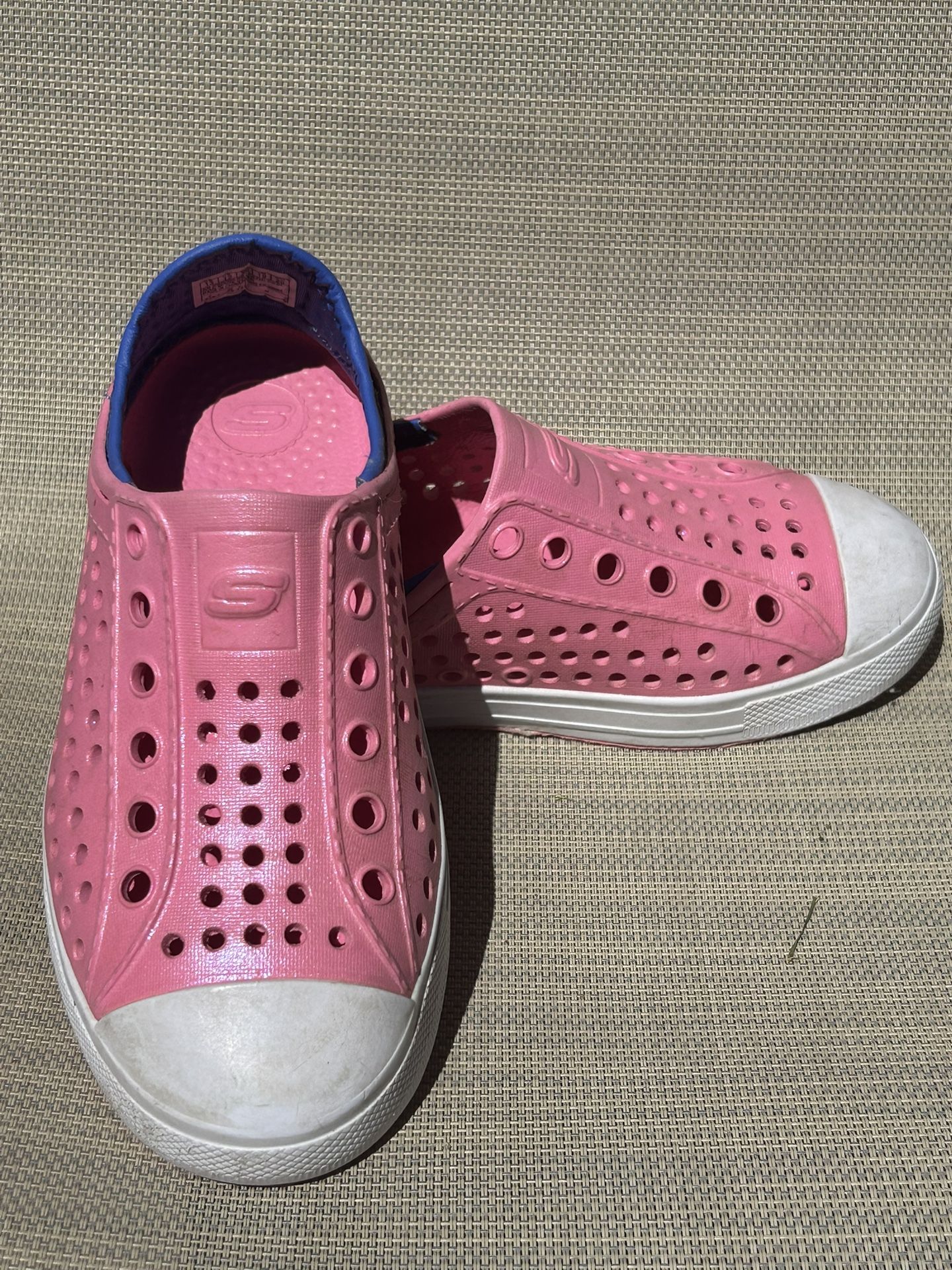 Iridescent Pink Slip-on Skechers Ex 13