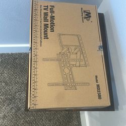Full-Motion TV Wall Mount