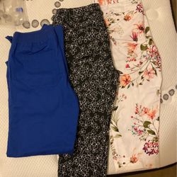 Size 8 3/4 Length Pants