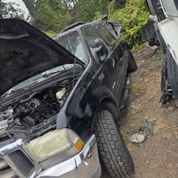 Parting Out 2004 F350 6.0 Diesel. Parts Only