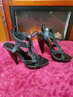 LILIANA BLACK LACE UP OPEN TOE HEELS