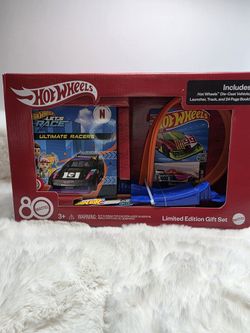 Hot Wheels Let's Race Ultimate Racers Limited Edition Gift Set