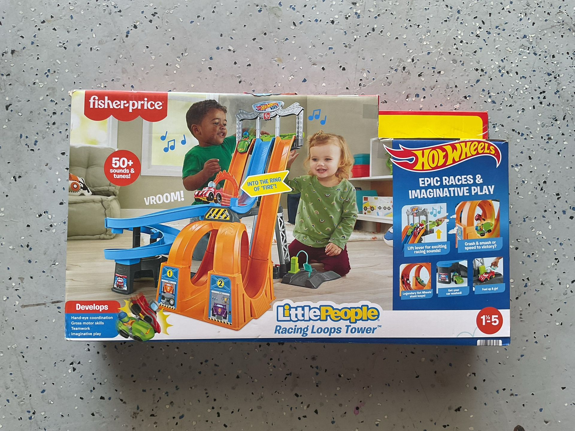 Little People Racing Loops Tower