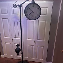 Howard Miller Pulley Grandfather Clock