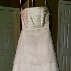 Wedding Dress $300 NEW with Tags 