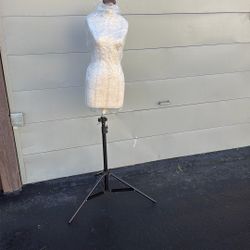 Female Dress Mannequin