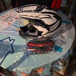 BILT Off-Road Helmet White/Black/Silver with Red BILT Goggles