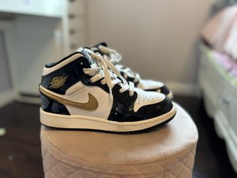 Air Jordan 1 Size 4
