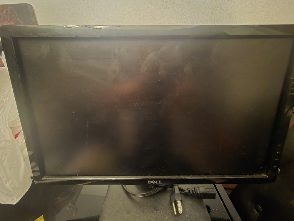Dell Monitor 18in x 11 in