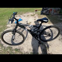 Pre-Teen/Teen Sized Hyper Mountain Bike