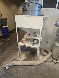 Brewing grain mill