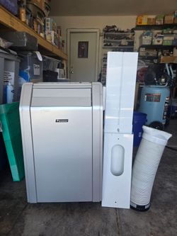 Portable air conditioner/dehumidifier