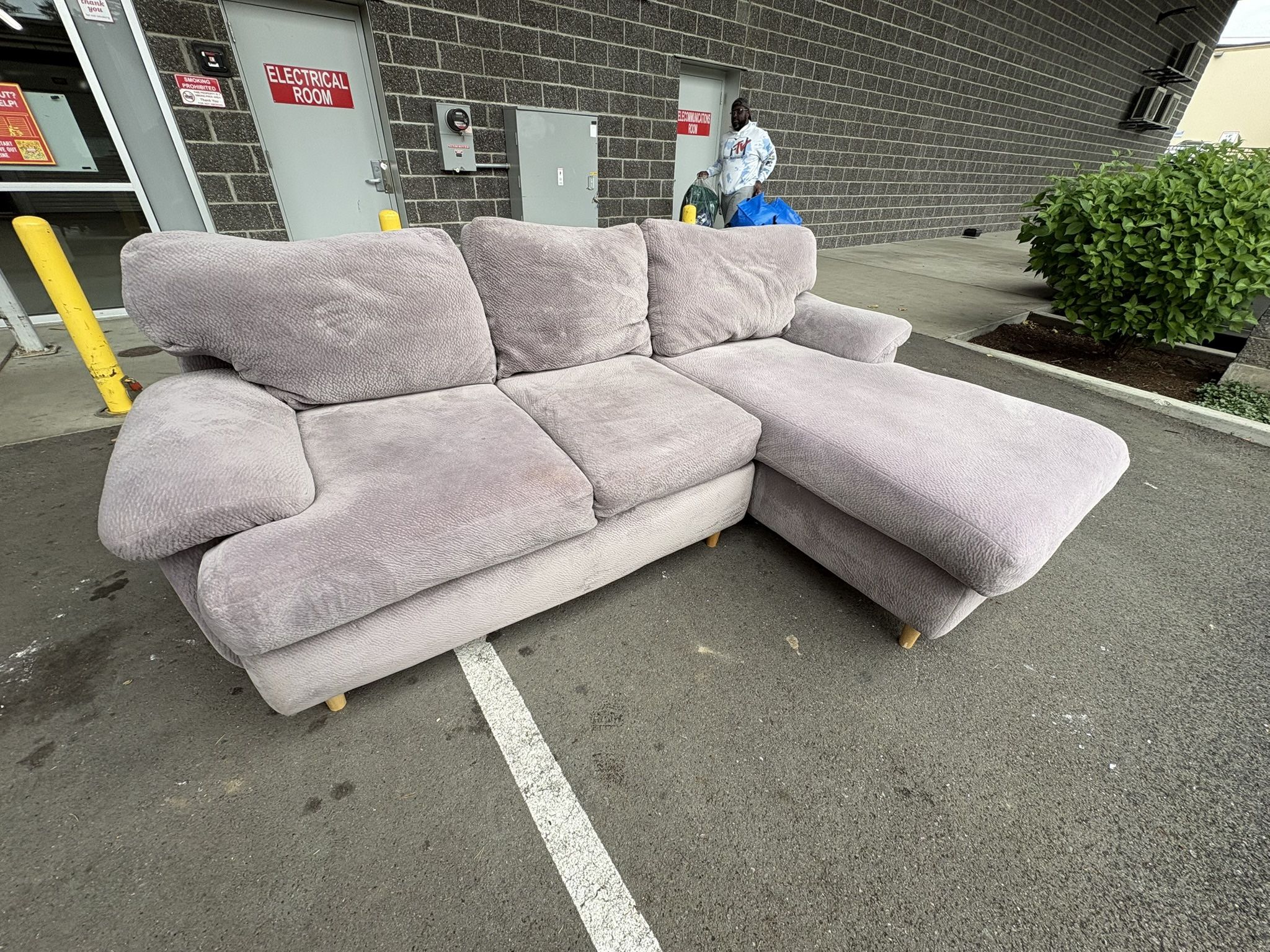 Grey L Shaped Sectional Couch “WE DELIVER”