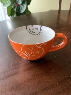 Starbucks 2007 orange jack o-lantern Halloween pumpkin faces 10oz coffee mug