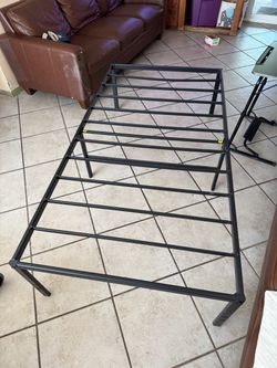 Twin mattress frame