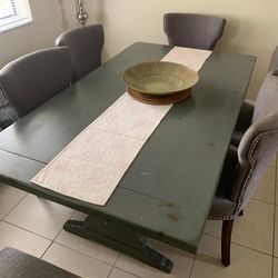 Free table