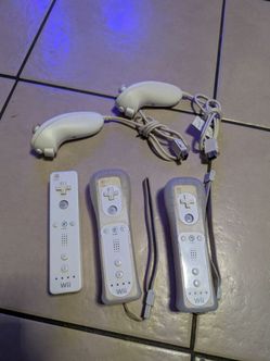 Wii Remotes + nunchuck