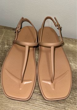 Crocs Women's Miami Thong Flip