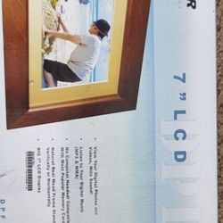 Digital Picture Frame 
