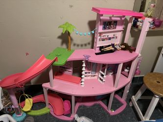 Barbie Dream House