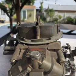 Holly Carburetor  4776-2.  600 CFM