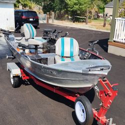 14' Aluminum Boat With Trailer And Motors Fully Loaded