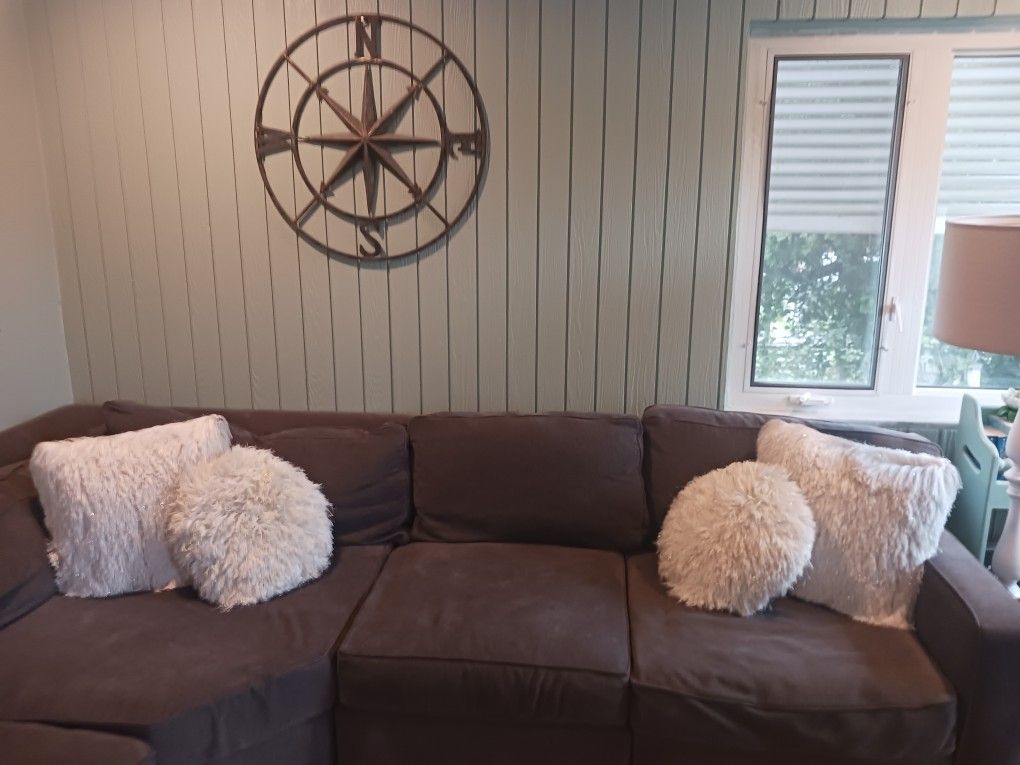 Couch Shag Throw Pillows