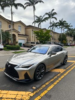 2022 Lexus IS 350