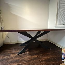 Dinner Table 