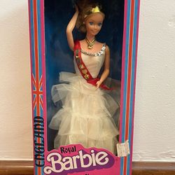 Vintage 1979 England Royal Barbie Doll (#1601)